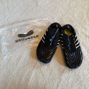 Grounded footwear unisex orthopedic comfort barefoot shoes